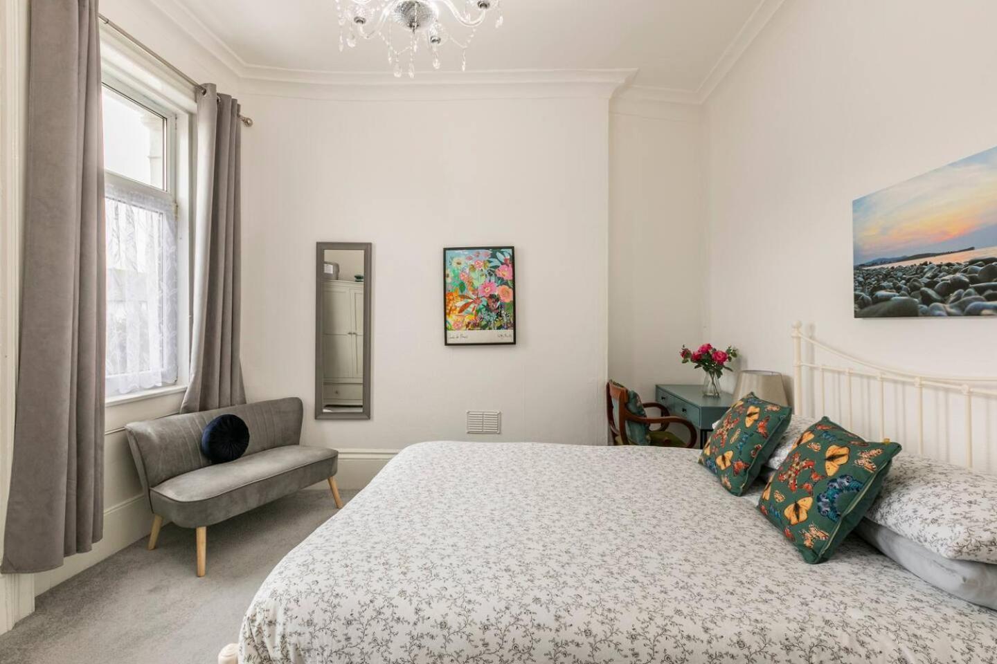 4 Bed Home 3 Mins From Harbour + Sandy Beach Folkestone Zewnętrze zdjęcie