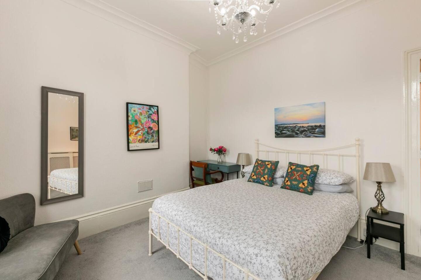 4 Bed Home 3 Mins From Harbour + Sandy Beach Folkestone Zewnętrze zdjęcie